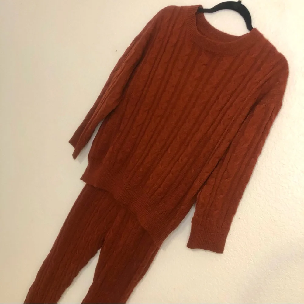 2pc Cable Knit Sweater Set - Picture 9 of 9